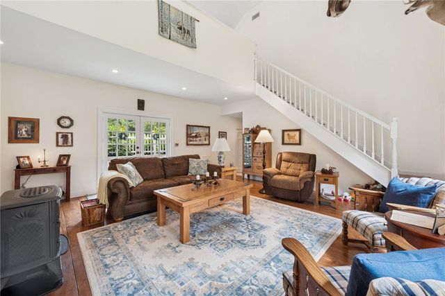 513 Austraw Rd, Ligonier Twp, PA 15658