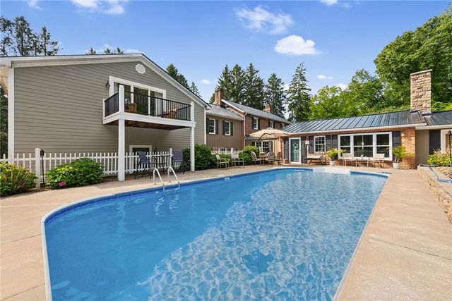 513 Austraw Rd, Ligonier Twp, PA 15658