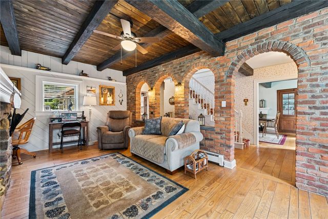 513 Austraw Rd, Ligonier Twp, PA 15658