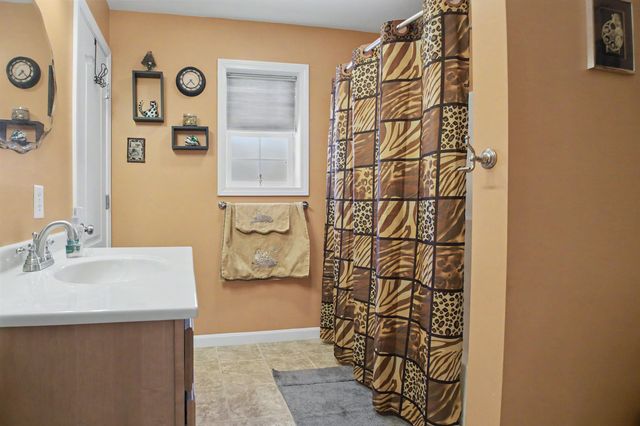 5 Ted Road, Milton, VT 05468