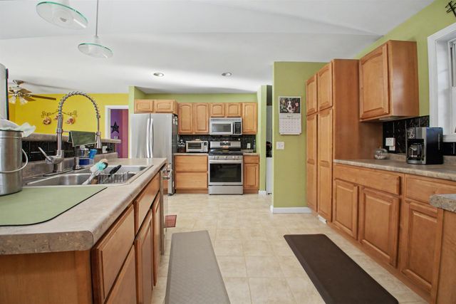 5 Ted Road, Milton, VT 05468