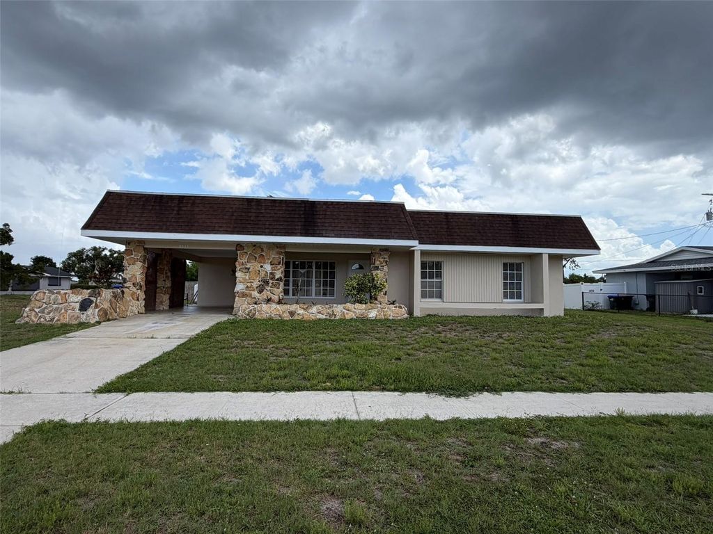 8531 SYDNEY AVENUE, North Port, FL 34287