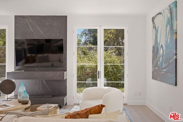 8171 Tianna Road, Los Angeles, CA 90046