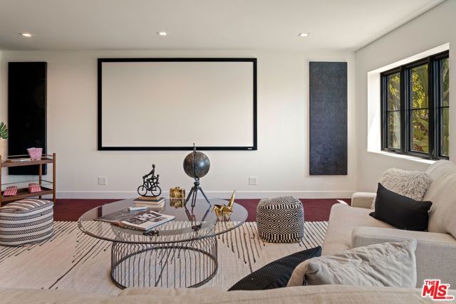 8171 Tianna Road, Los Angeles, CA 90046