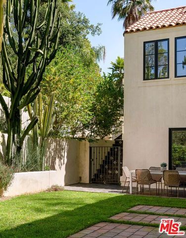8171 Tianna Road, Los Angeles, CA 90046