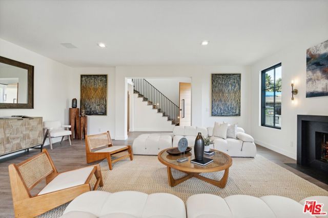 8171 Tianna Road, Los Angeles, CA 90046