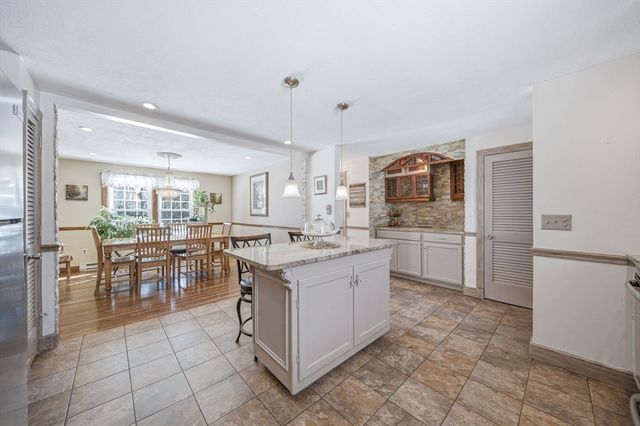 6 Lenway Rd, Newbury, MA 01922