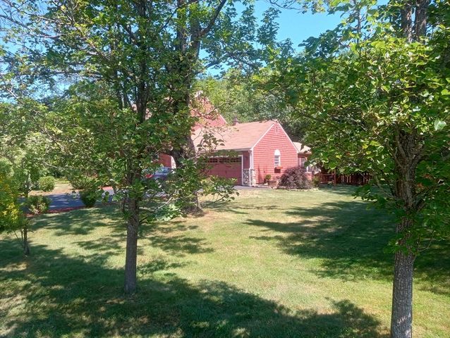 6 Lenway Rd, Newbury, MA 01922