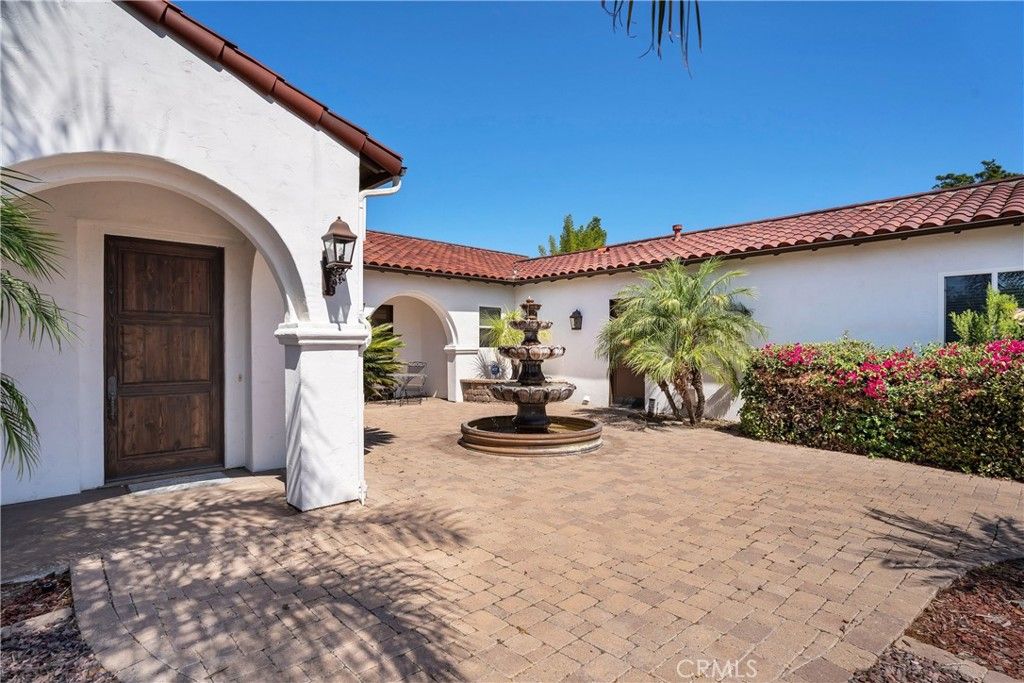 925 Valley, Vista, CA 92084 — photo 4