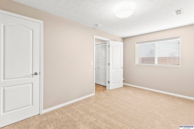 19156 Drexel Circle, Omaha, NE 68135