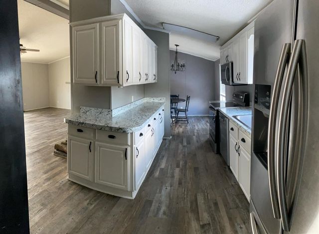 619 Matalines Way, Berea, KY 40403