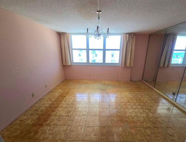 1147 Hillsboro Mile Hillsboro Mile 1005, Hillsboro Beach, FL 33062