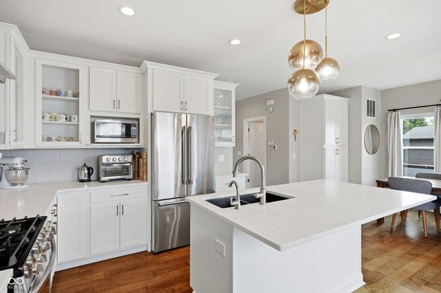 1904 Carrollton Avenue, Indianapolis, IN 46202