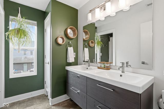 1904 Carrollton Avenue, Indianapolis, IN 46202