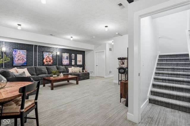 1904 Carrollton Avenue, Indianapolis, IN 46202