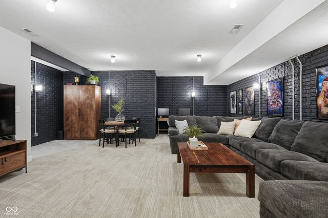 1904 Carrollton Avenue, Indianapolis, IN 46202