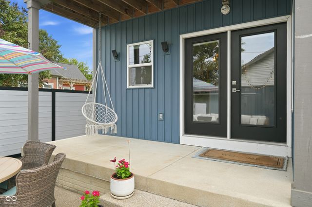1904 Carrollton Avenue, Indianapolis, IN 46202