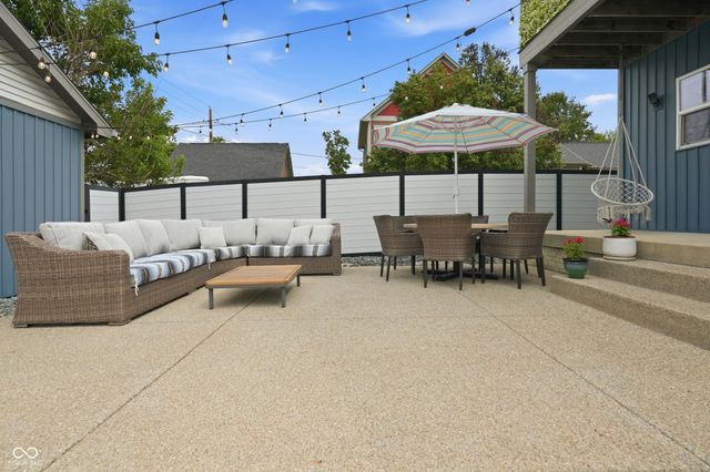 1904 Carrollton Avenue, Indianapolis, IN 46202