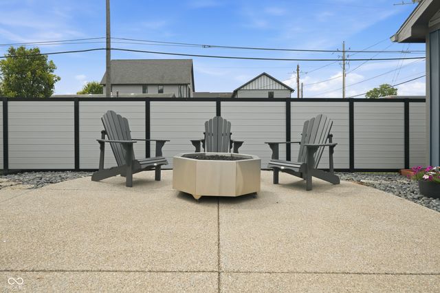 1904 Carrollton Avenue, Indianapolis, IN 46202