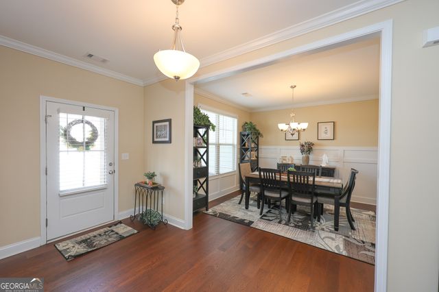 414 Lakeview Way, Lagrange, GA 30241