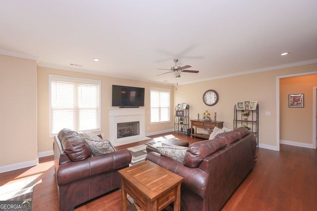 414 Lakeview Way, Lagrange, GA 30241