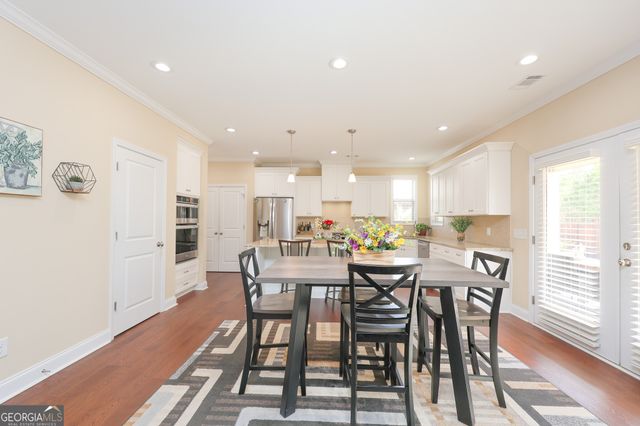 414 Lakeview Way, Lagrange, GA 30241