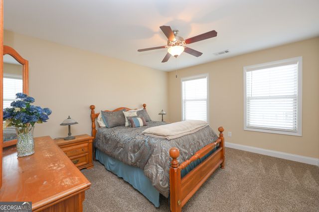 414 Lakeview Way, Lagrange, GA 30241