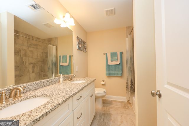 414 Lakeview Way, Lagrange, GA 30241