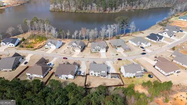 414 Lakeview Way, Lagrange, GA 30241