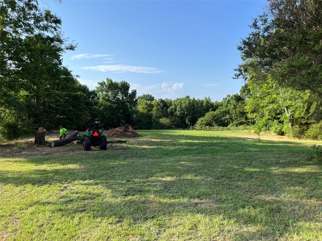 1668 E Fm 852, Winnsboro, TX 75494