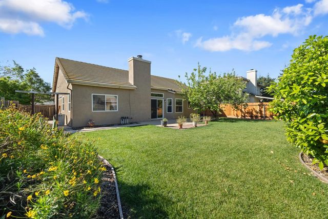 2223 Shire Way, Turlock, CA 95380