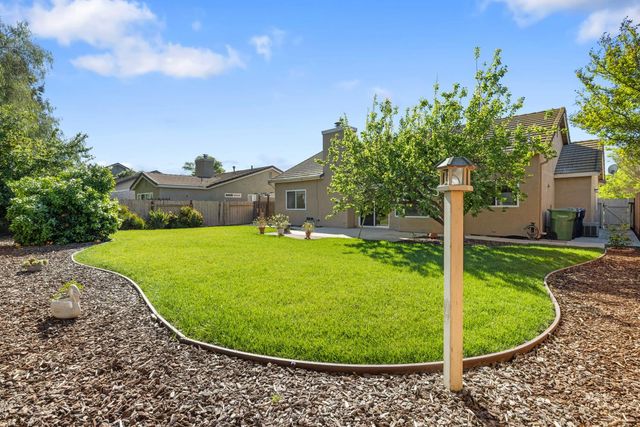 2223 Shire Way, Turlock, CA 95380