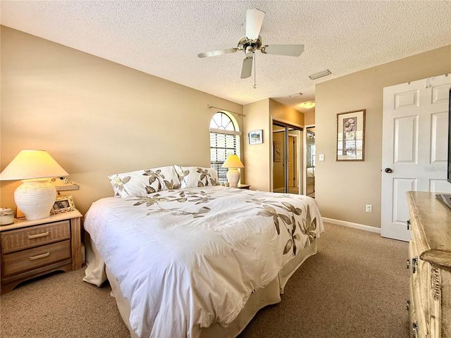 2749 COUNTRYSIDE BOULEVARD 14, Clearwater, FL 33761