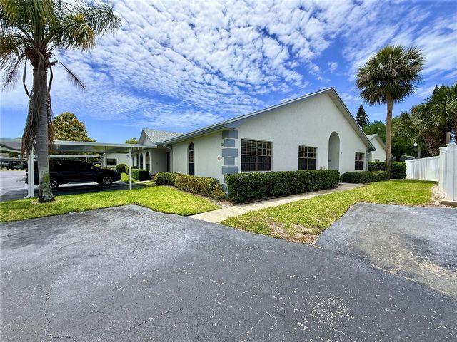 2749 COUNTRYSIDE BOULEVARD 14, Clearwater, FL 33761