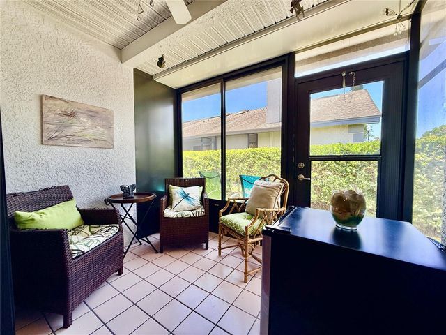 2749 COUNTRYSIDE BOULEVARD 14, Clearwater, FL 33761