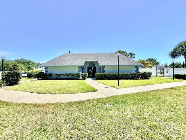 2749 COUNTRYSIDE BOULEVARD 14, Clearwater, FL 33761