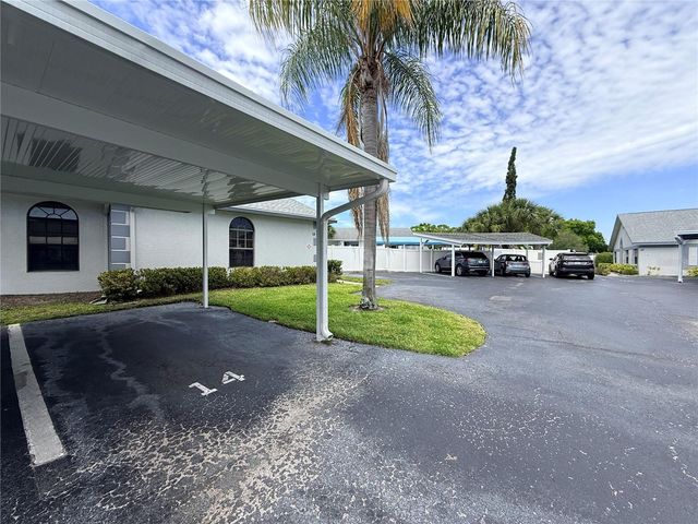 2749 COUNTRYSIDE BOULEVARD 14, Clearwater, FL 33761