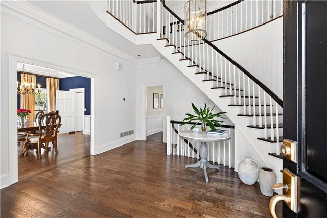 635 Idlewood Drive, Atlanta, GA 30327