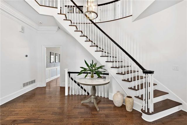 635 Idlewood Drive, Atlanta, GA 30327