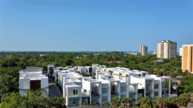 209 COSMOPOLITAN COURT, Sarasota, FL 34236