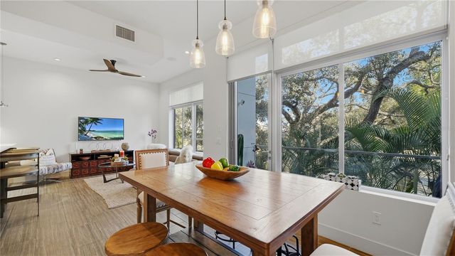 209 COSMOPOLITAN COURT, Sarasota, FL 34236