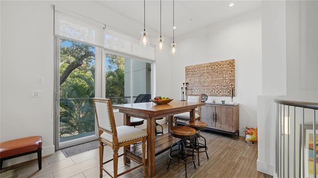 209 COSMOPOLITAN COURT, Sarasota, FL 34236