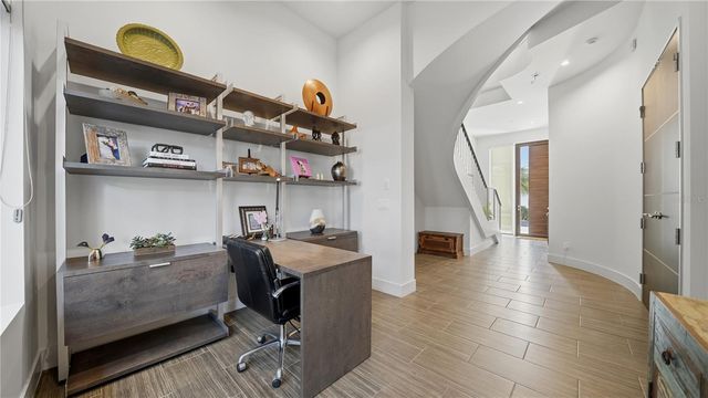 209 COSMOPOLITAN COURT, Sarasota, FL 34236