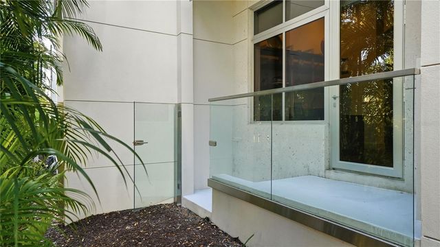 209 COSMOPOLITAN COURT, Sarasota, FL 34236