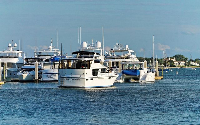 209 COSMOPOLITAN COURT, Sarasota, FL 34236