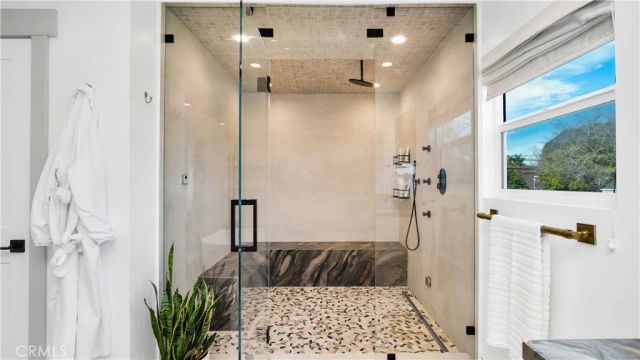 308 E 18th Street, Costa Mesa, CA 92627