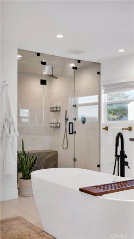 308 E 18th Street, Costa Mesa, CA 92627