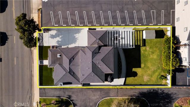 308 E 18th Street, Costa Mesa, CA 92627
