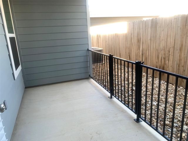 369 Blue Oasis LN, Leander, TX 78641