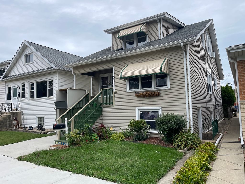 4921 N Moody Avenue, Chicago, IL 60630 — exterior